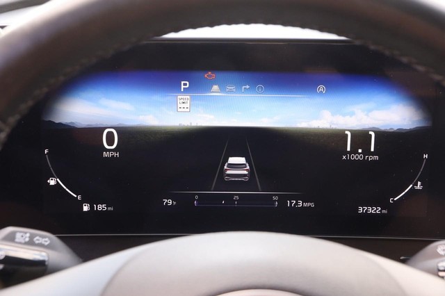 Kia Sportage Vehicle Image 17
