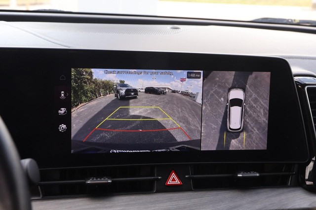 Kia Sportage Vehicle Image 20