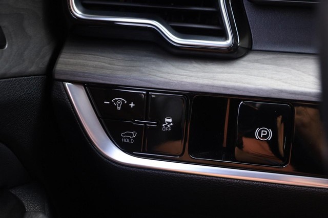 Kia Sportage Vehicle Image 24