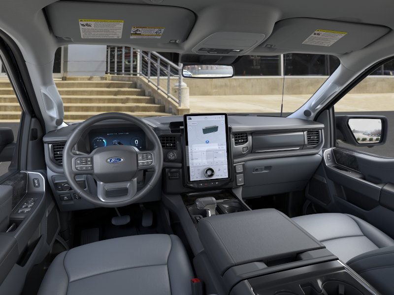 Ford F-150 Lightning Vehicle Full-screen Gallery Image 9