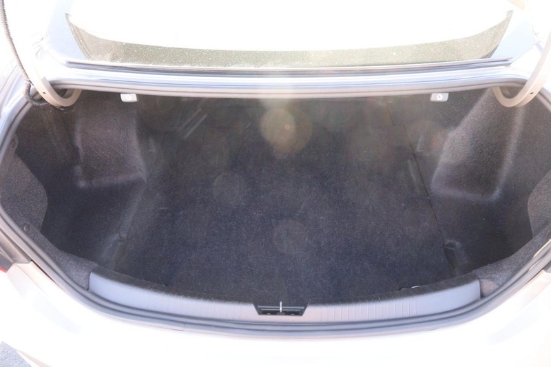 Chevrolet Malibu Vehicle Image 07