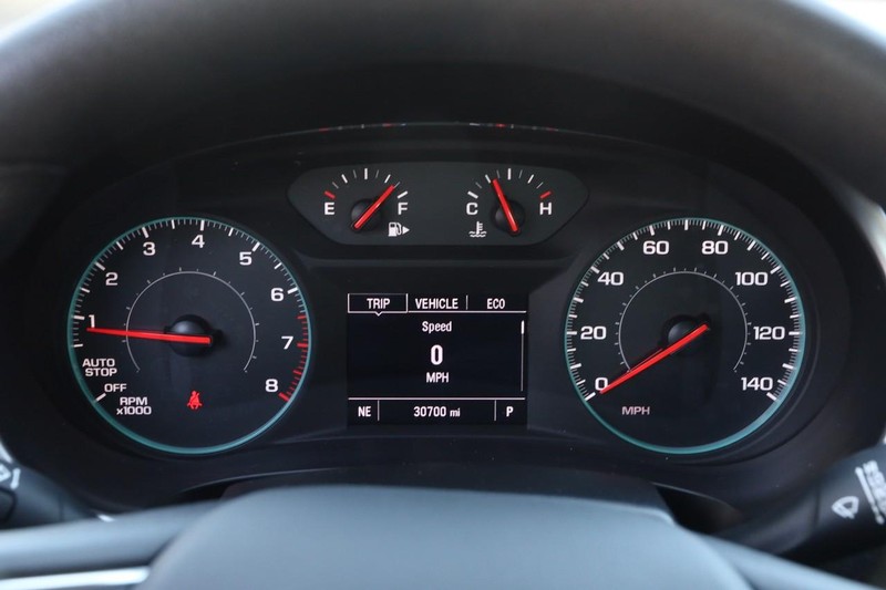 Chevrolet Malibu Vehicle Image 13