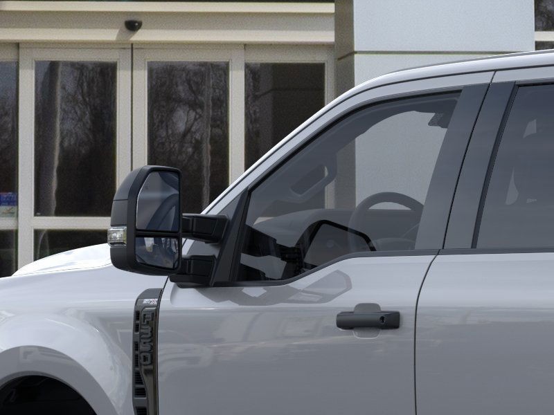 Ford Super Duty F-350 SRW Vehicle Image 20