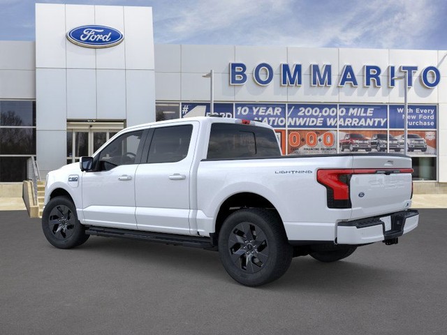 Ford F-150 Lightning Vehicle Image 04