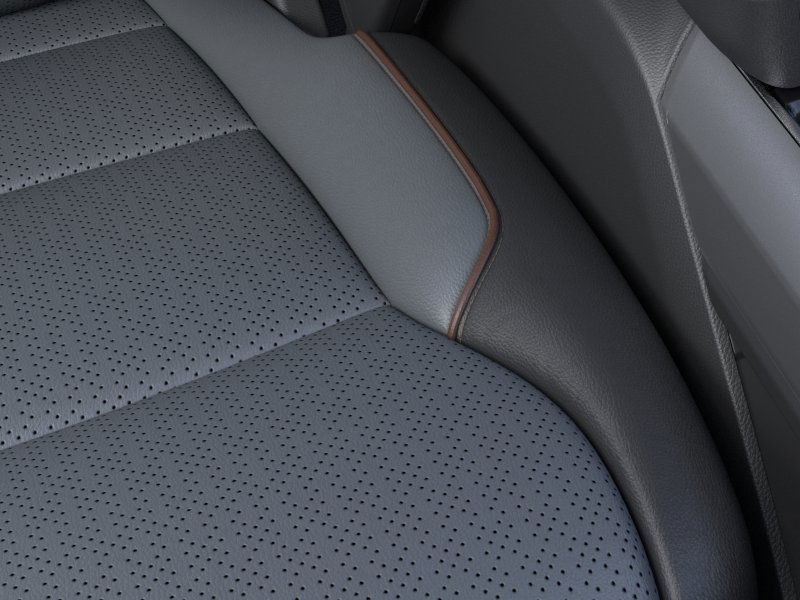 Ford F-150 Lightning Vehicle Full-screen Gallery Image 16