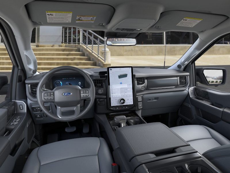 Ford F-150 Lightning Vehicle Image 09