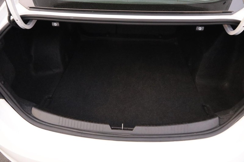 Chevrolet Malibu Vehicle Image 07