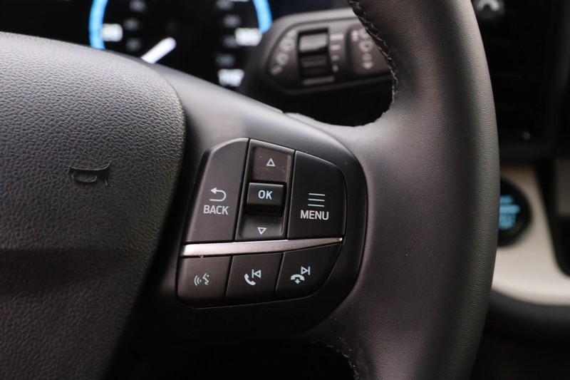 Ford Bronco Sport Vehicle Full-screen Gallery Image 12