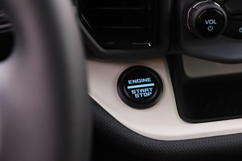 Ford Bronco Sport Vehicle Full-screen Gallery Image 14