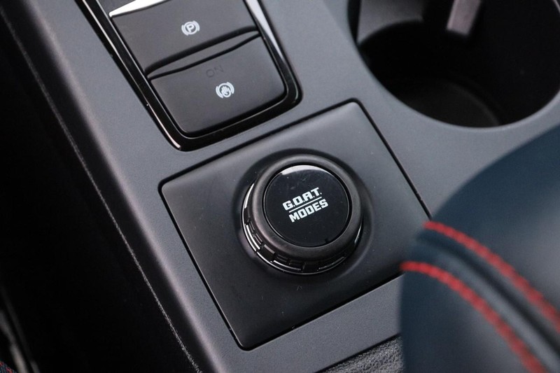 Ford Bronco Sport Vehicle Full-screen Gallery Image 18