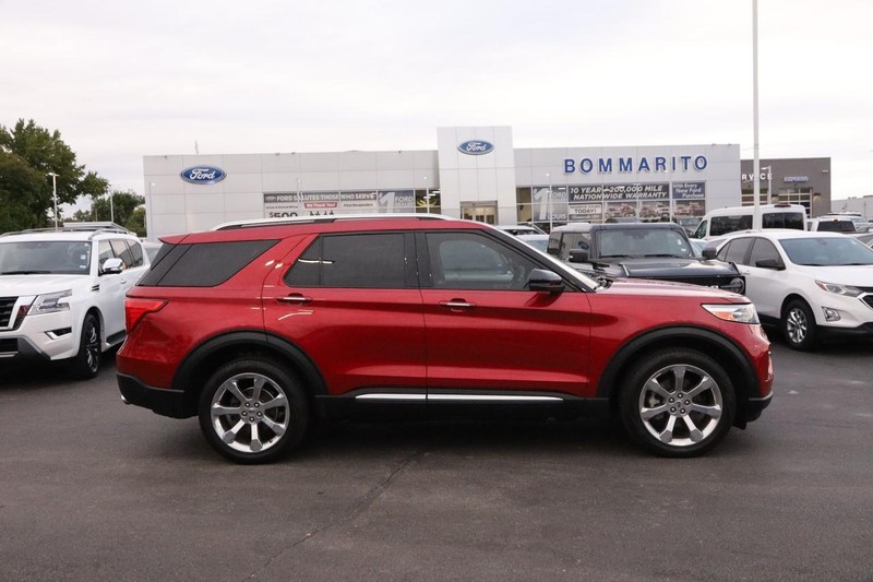 Ford Mustang Vehicle Image 15