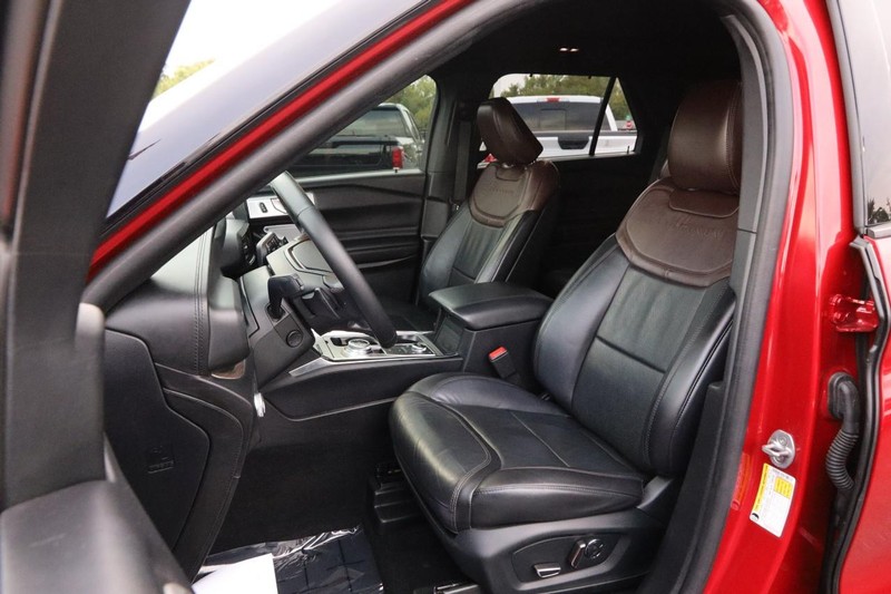 Ford Mustang Vehicle Image 19