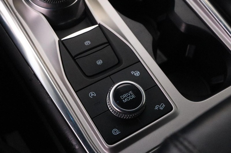 Ford Mustang Vehicle Image 30