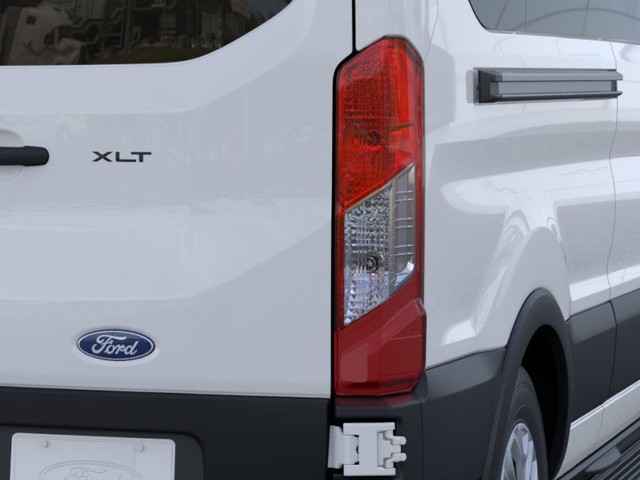 Ford Transit Passenger Wagon Vehicle Image 21