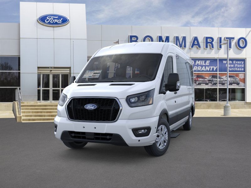Ford Transit Passenger Wagon Vehicle Image 02