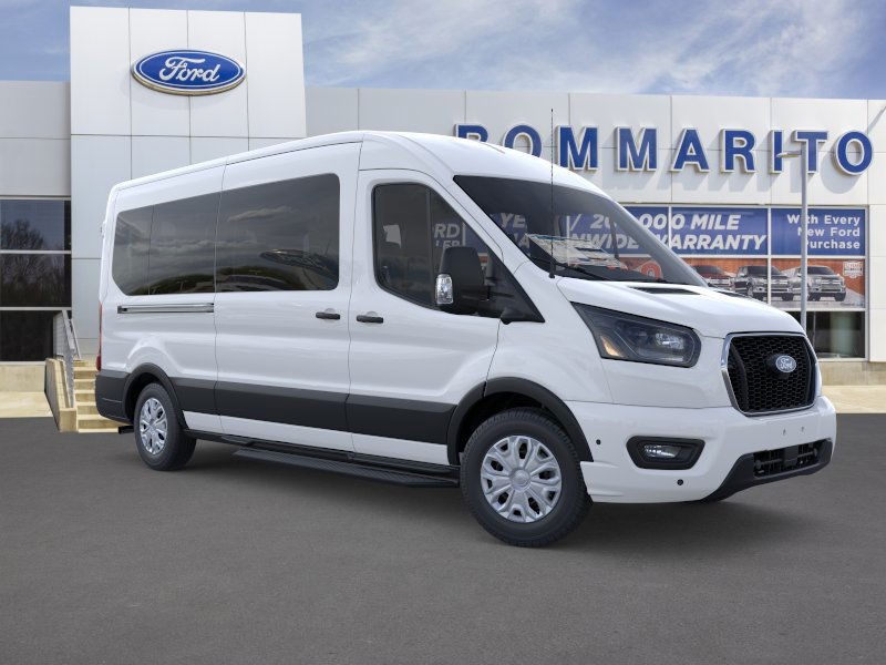 Ford Transit Passenger Wagon Vehicle Image 07