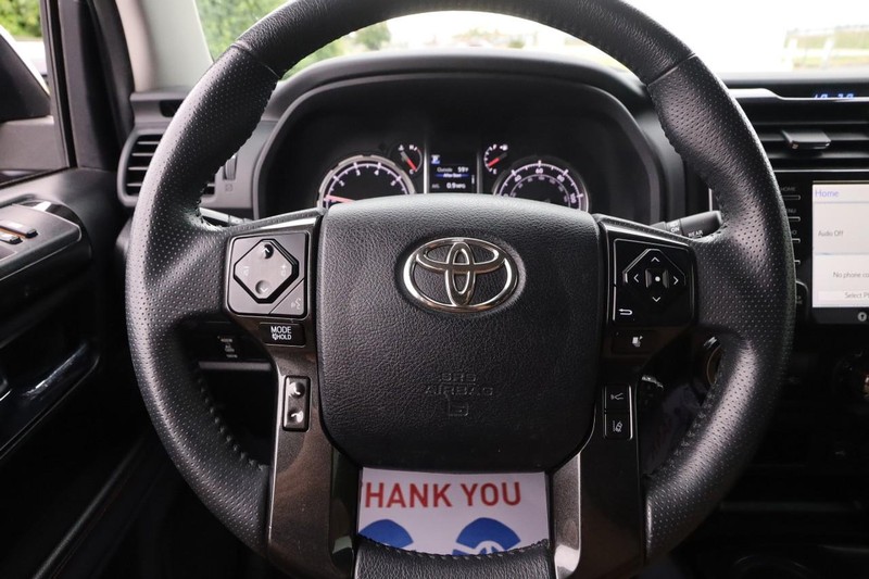 Toyota 4Runner Vehicle Image 11