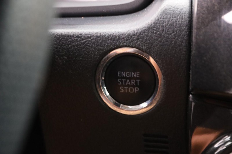 Toyota 4Runner Vehicle Image 15