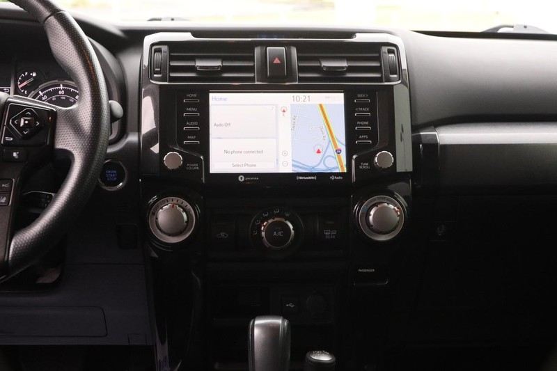 Toyota 4Runner Vehicle Image 25