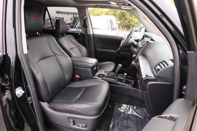 Toyota 4Runner Vehicle Image 27