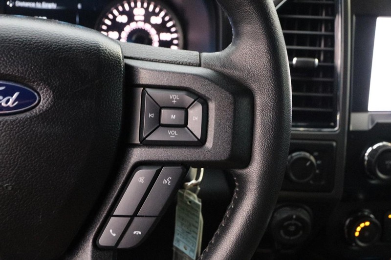 Ford F-150 Vehicle Image 12