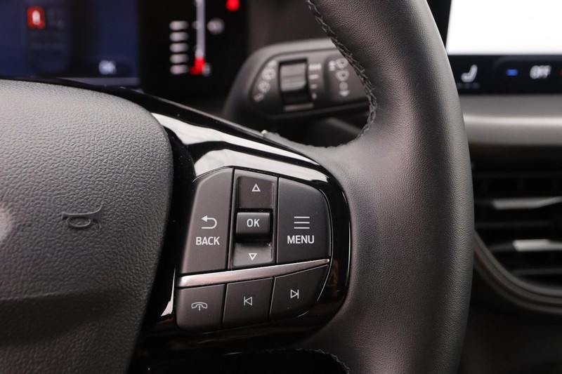 Ford Escape Vehicle Image 13