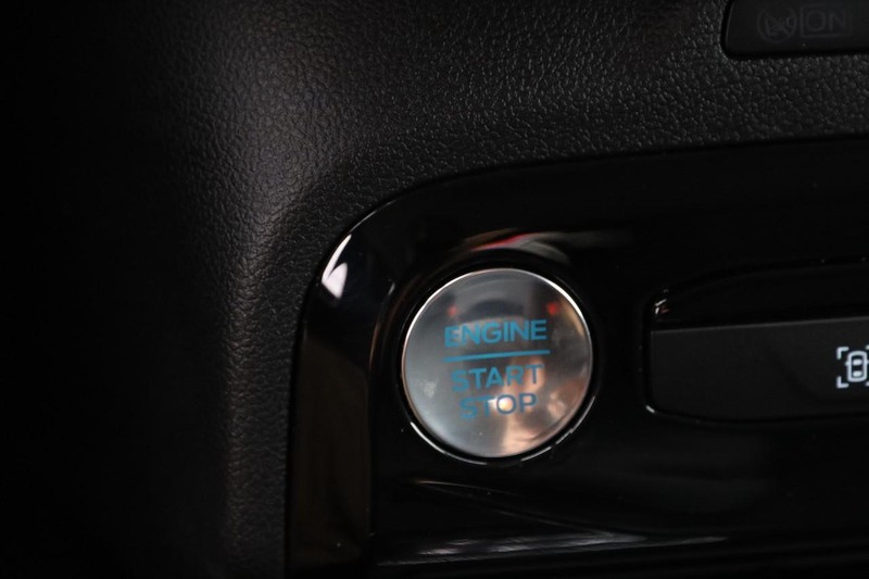 Ford Escape Vehicle Image 18