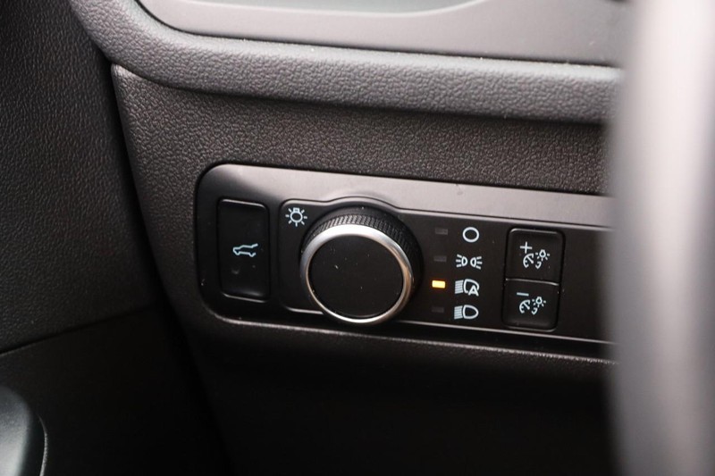 Ford Escape Vehicle Image 19