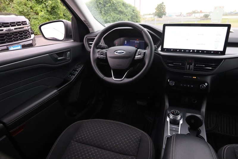 Ford Escape Vehicle Image 21