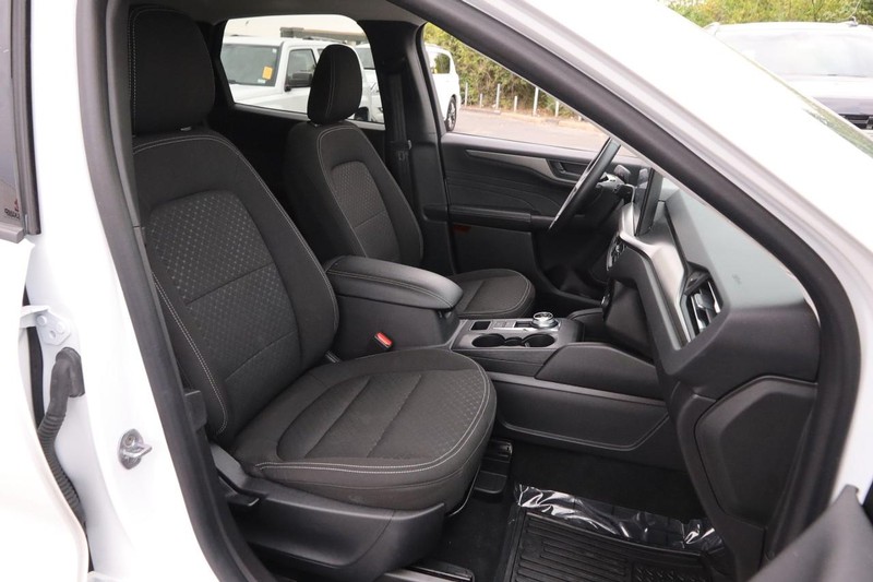 Ford Escape Vehicle Image 25