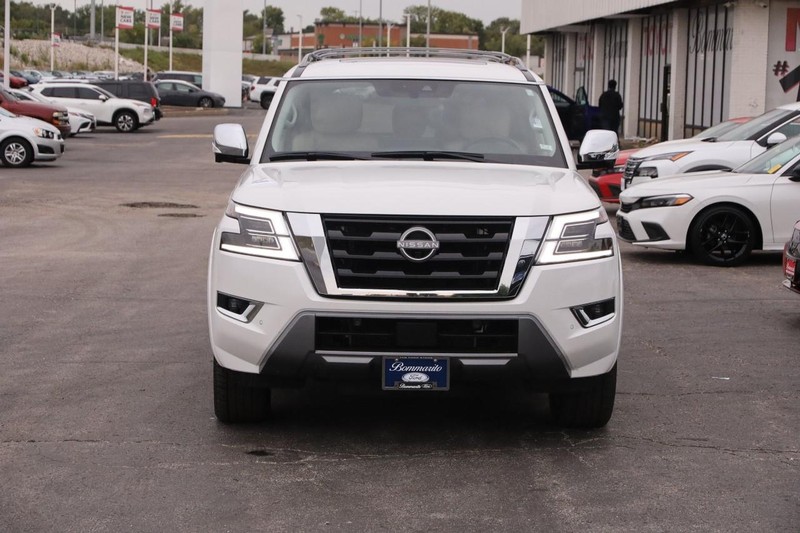Nissan Armada Vehicle Image 04