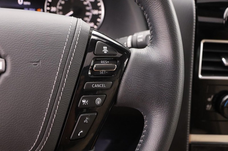Nissan Armada Vehicle Image 17