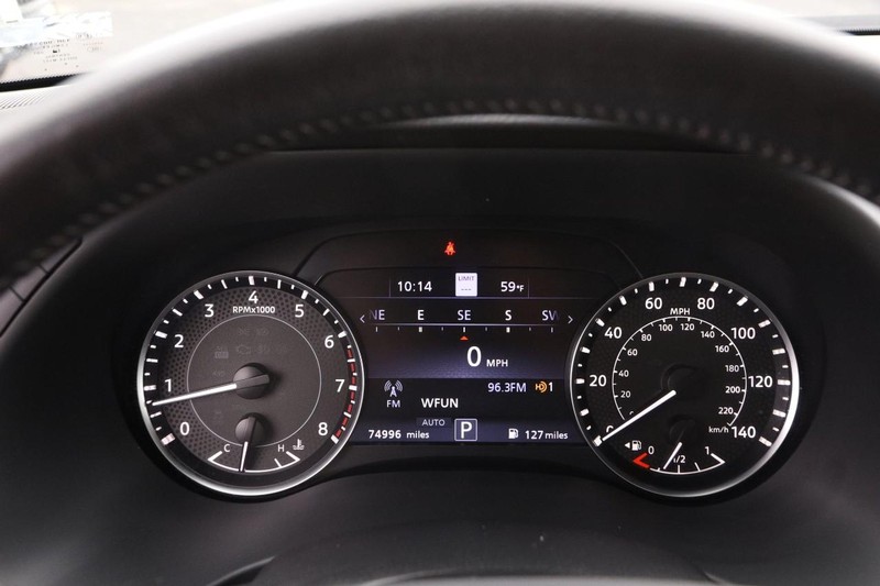Nissan Armada Vehicle Image 18