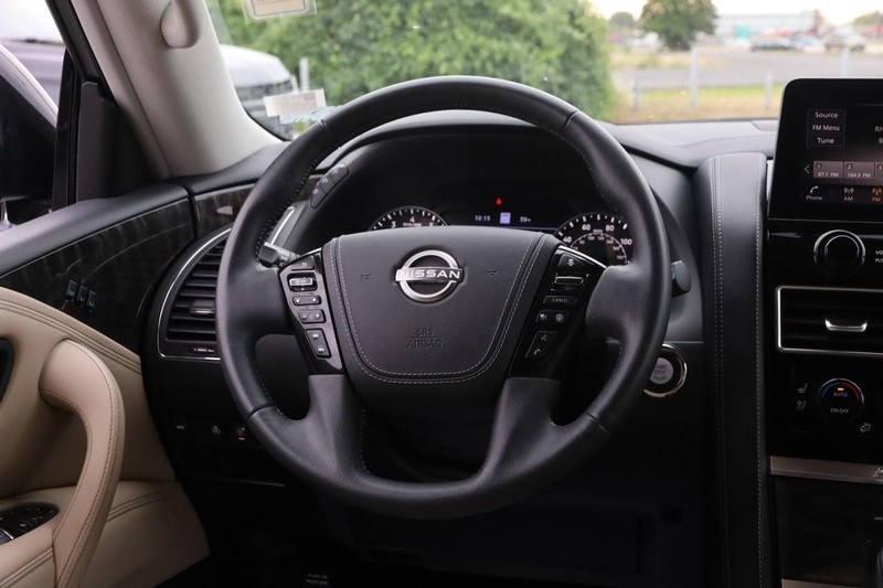 Nissan Armada Vehicle Image 28