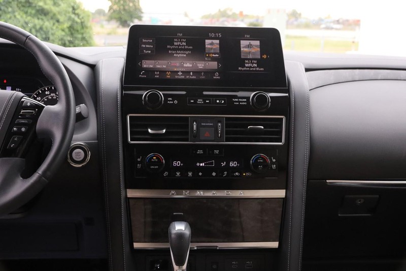Nissan Armada Vehicle Image 29