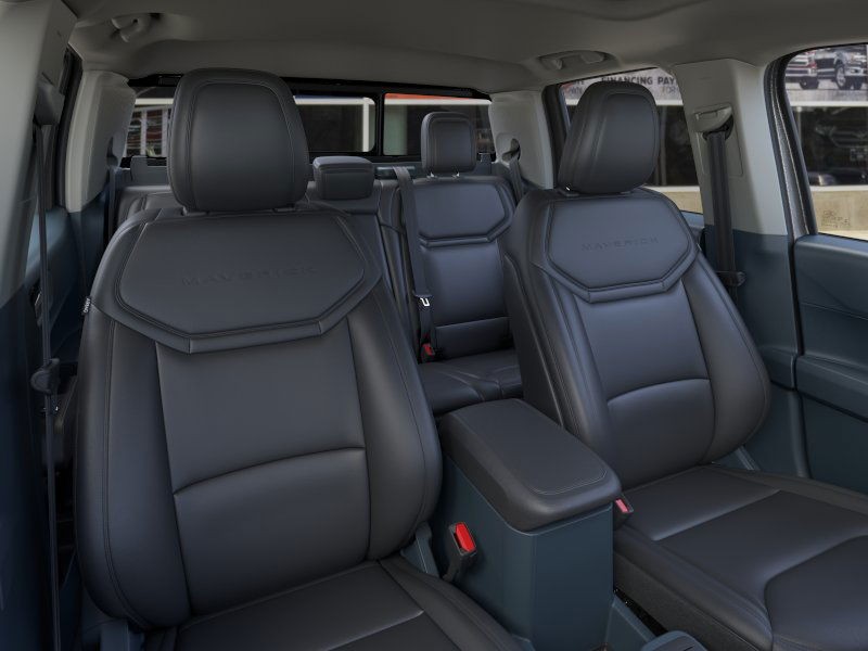 Ford Maverick Vehicle Image 10