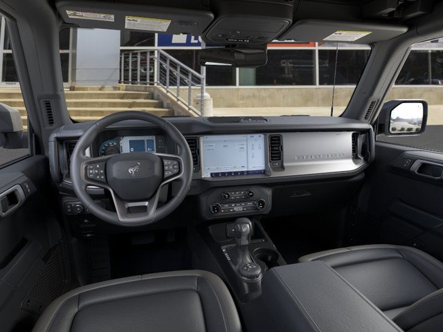 Ford Bronco Vehicle Image 09