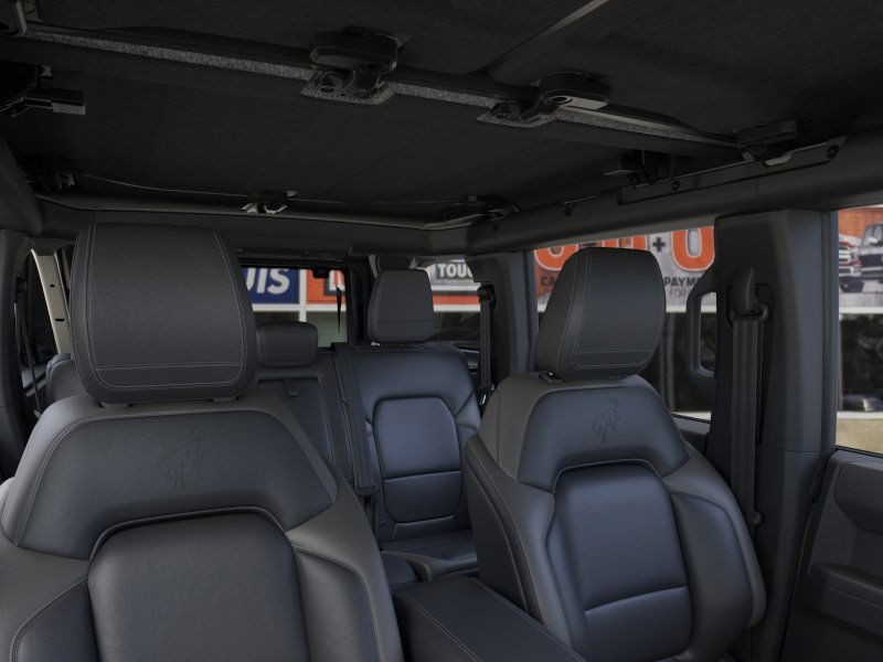 Ford Bronco Vehicle Image 12