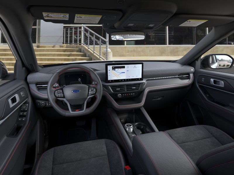 Ford Explorer Vehicle Image 09