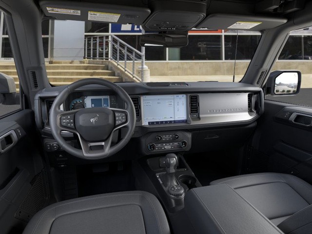 Ford Bronco Vehicle Image 09