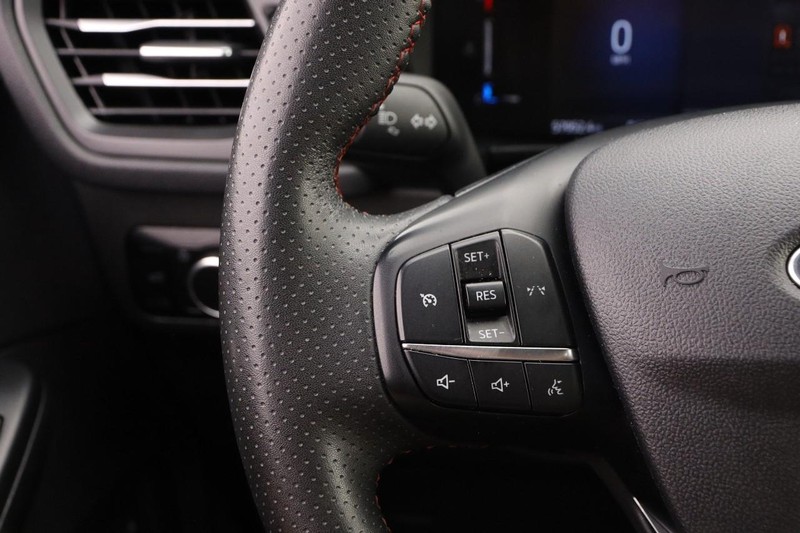 Ford Escape Vehicle Image 12