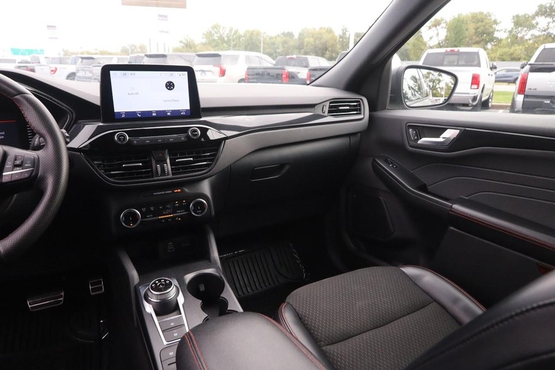 Ford Escape Vehicle Image 25