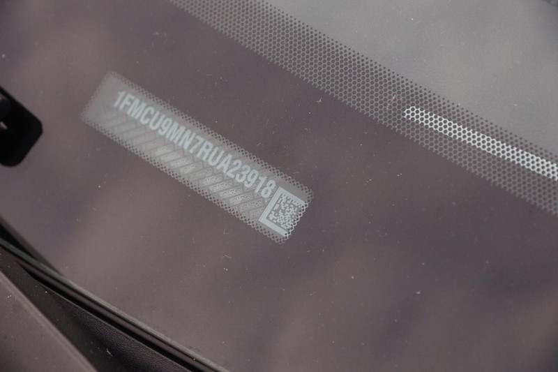 Ford Escape Vehicle Image 29