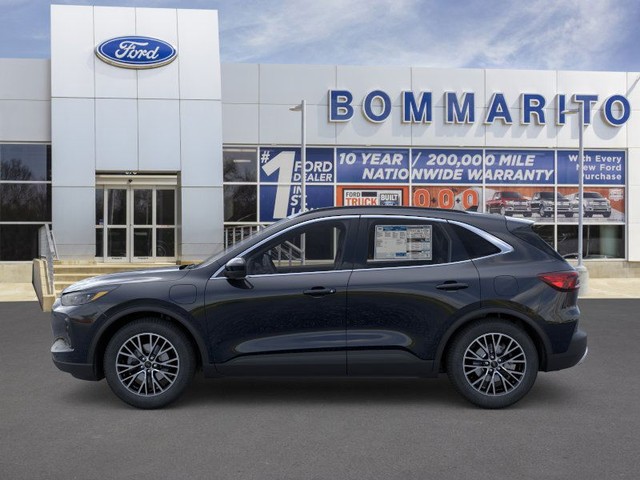 Ford Escape Vehicle Image 03