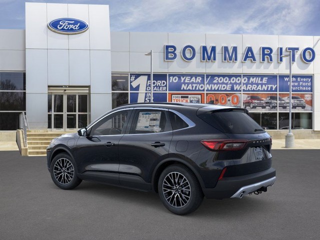 Ford Escape Vehicle Image 04