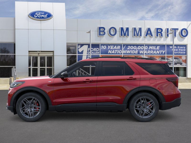 Ford Explorer Vehicle Image 03
