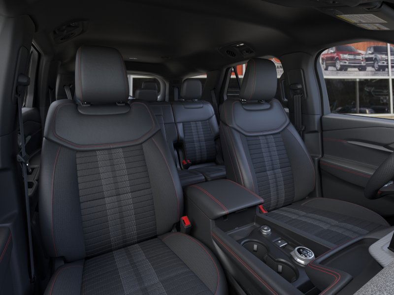 Ford Explorer Vehicle Image 10