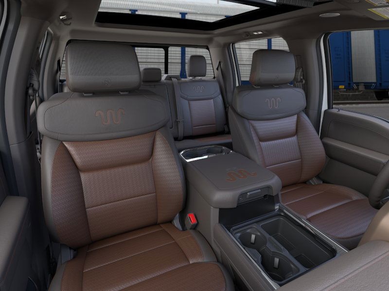 Ford Super Duty F-350 SRW Vehicle Image 10