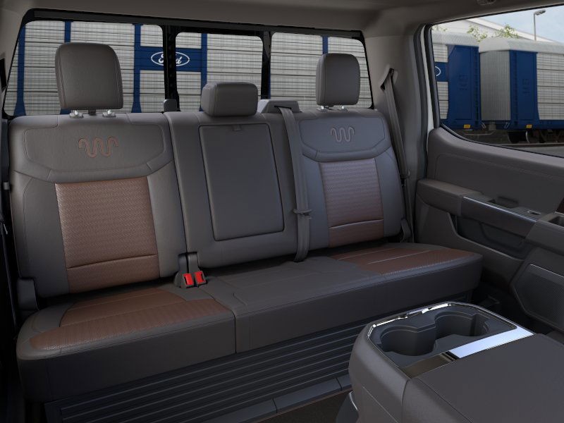 Ford Super Duty F-350 SRW Vehicle Image 11