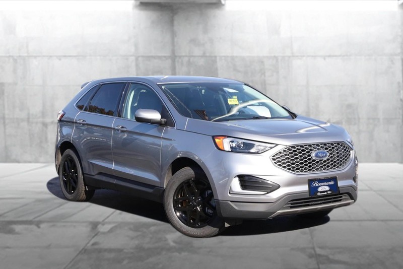 Ford Edge Vehicle Image 02